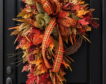 Fall wreath with maple leaves, Autumn Front door wreath with flowers, Cascade wreath with berries, Thanksgiving Harvest Grapevine