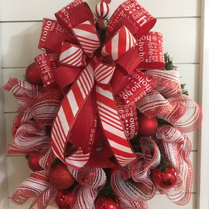 Peppermint Christmas Wreath, personalized Front door candy cane Red and white ornament decor, small holiday wreath for apartment