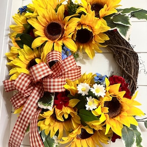 Sunflower wreath for front door, mini wreath for cabinets, candle ring, Grapevine with sunflowers, Small housewarming gift