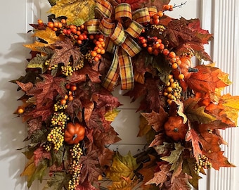 Fall Maple Leaves Wreath with pumpkins, Front door wreath for Autumn, Oval wreath with berries, Pumpkin wreath for Thanksgiving