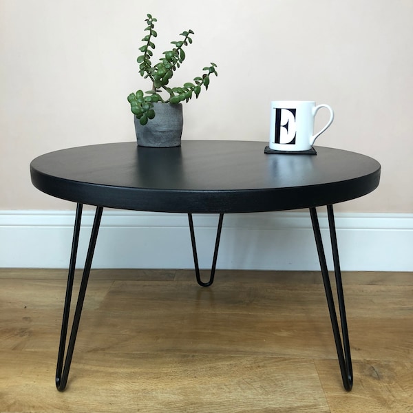 Round Coffee Table in Black with Hairpin Legs