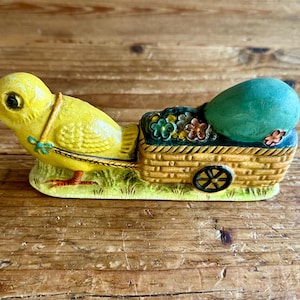 Vintage Gorham Vaillancourt Folk Art Chalkware Chick pulling Egg Cart with Flowers