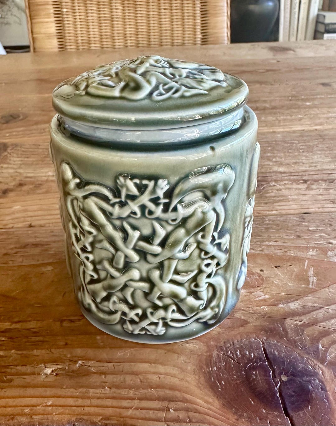 Vintage Wade Ireland Beard Pullers Celtic Knot Lidded Pot By James 