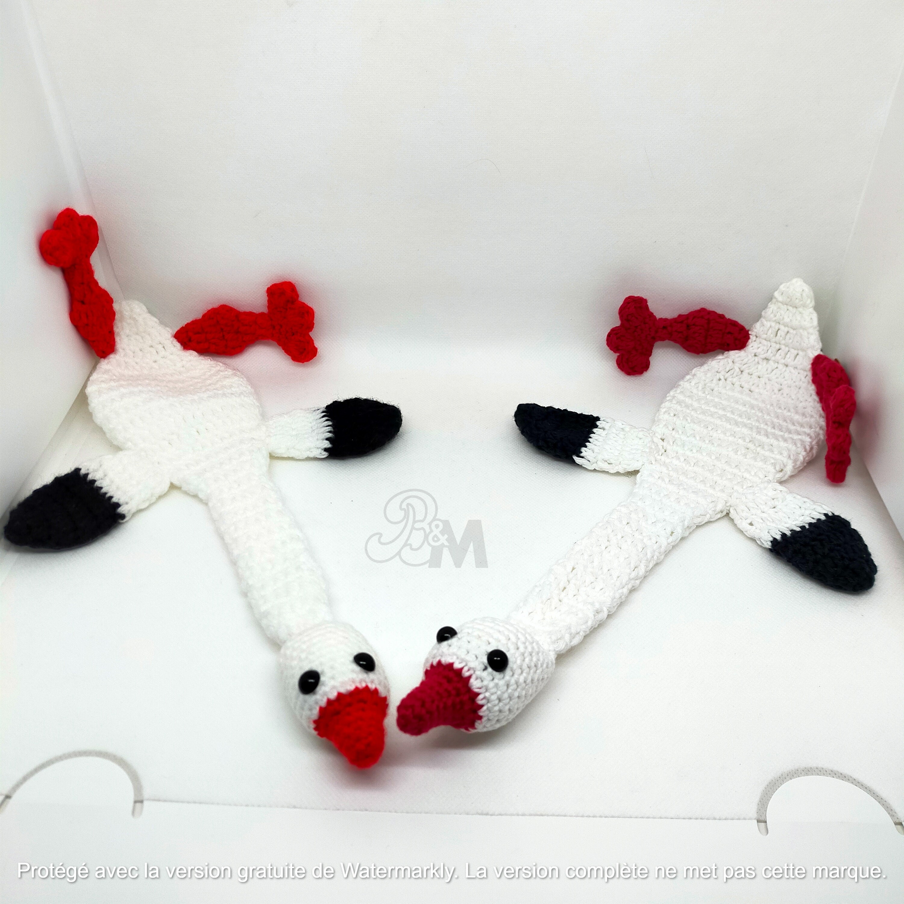 Cigognes Kattel et Suzette Au Crochet Fait Main