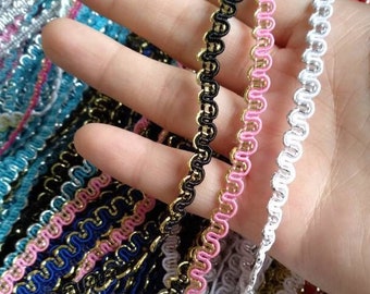 Passamaneria bicolore metallizzata Ric Rac - 5 mm di larghezza, bordo stretto ondulato a forma di S - tagliato su misura - per vestiti per bambole, costumi fai da te, decorazioni per tappezzeria