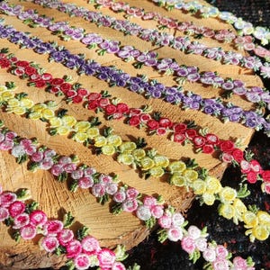 1 werf - 9 kleuren geborduurde bloemenrand / bloemenkant - doe-het-zelf poppenkleertjes naaien