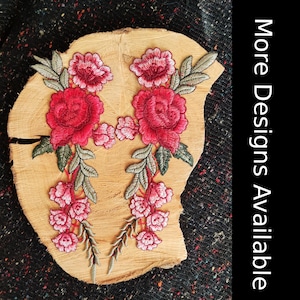 Grande applicazione di rosa rossa (coppia): toppa ricamata da cucire con fiore / motivo in stile country per giacca, costume western, jeans, abito in denim fai da te