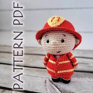 Patrón de bombero a crochet, juguete de bombero amigurumi (patrón en PDF)
