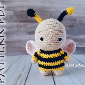 Mini Friends crochet PATTERNS set 3 crochet patterns PDF: ladybird, bee, butterfly image 6