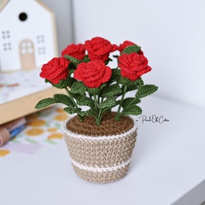 Virkad ros i kruka-mönster, virkad blomma, heminredning, amigurumi-växt (PDF-mönster) bild 2