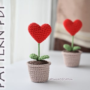 Heart in a flowerpot crochet PATTERN, crochet heart plant pattern PDF, mini heart plant in a pot crochet pattern PDF