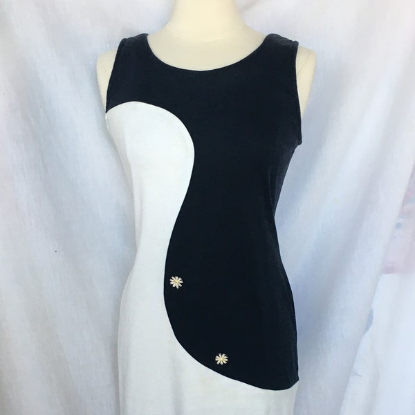 Vintage 80s/90s Frederick’s of Hollywood Black and White Color Block Knit Tank Dress