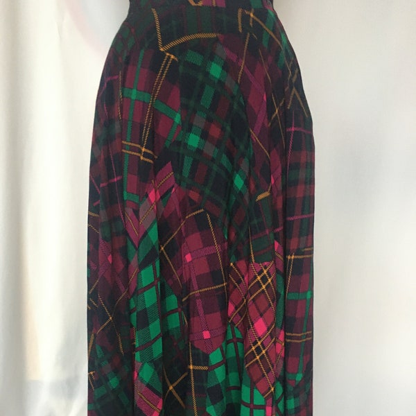 Vintage 90s JONES NEW YORK Plaid Maxi Circle Skirt