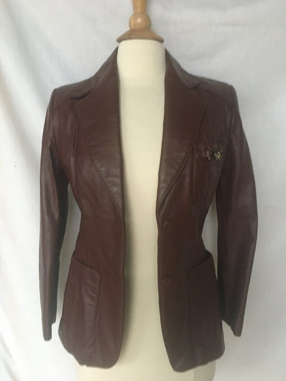 Vintage Etienne Aigner Burgundy/Oxblood Leather F… - image 3