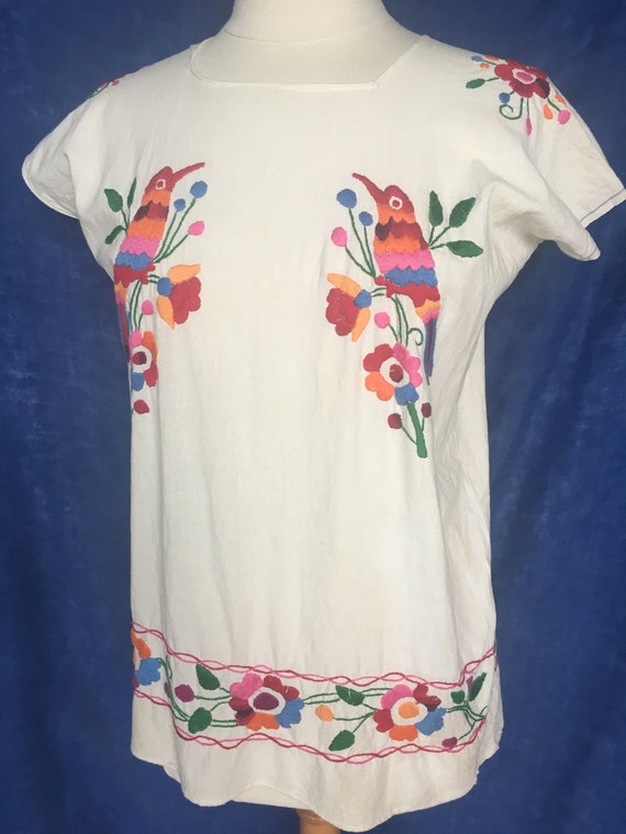 Vintage 70s Embroidered Tropical Birds Floral Tun… - image 4