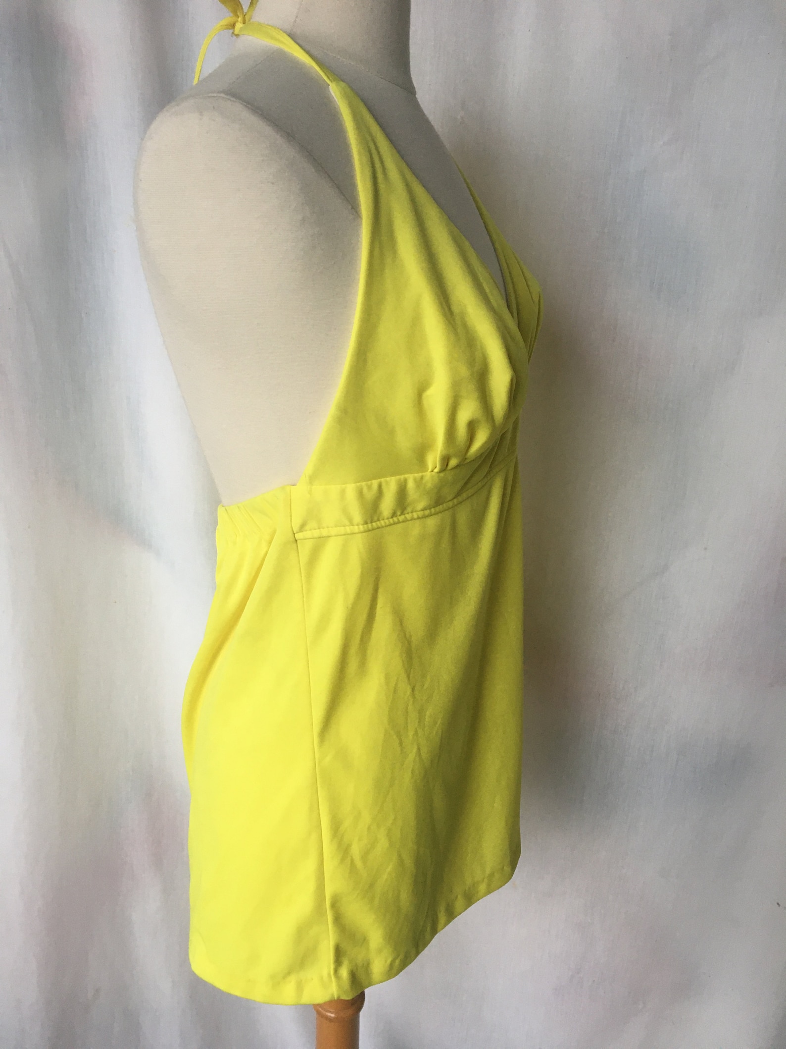 70s halter top outfit