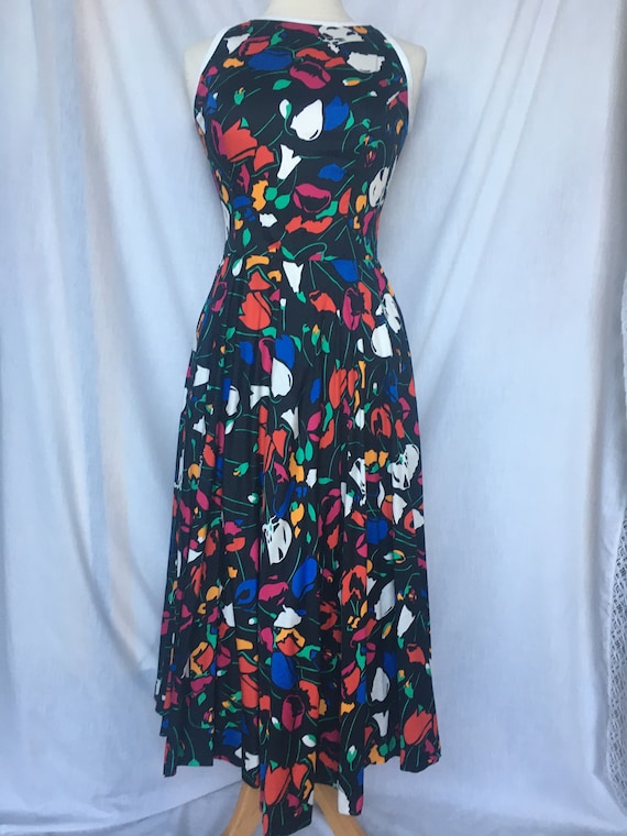 Vintage 90s Navy Blue w/ Multi Floral Print Midi S