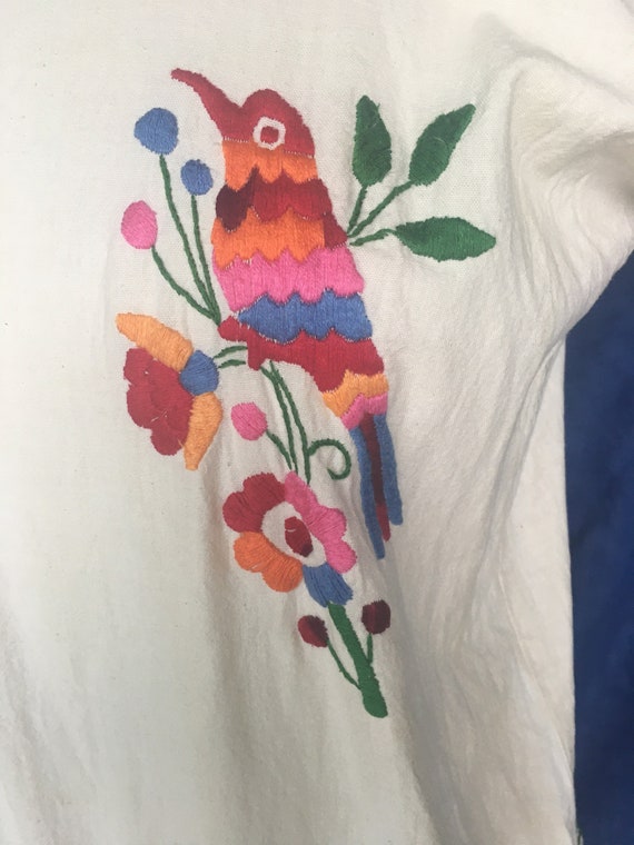Vintage 70s Embroidered Tropical Birds Floral Tun… - image 2