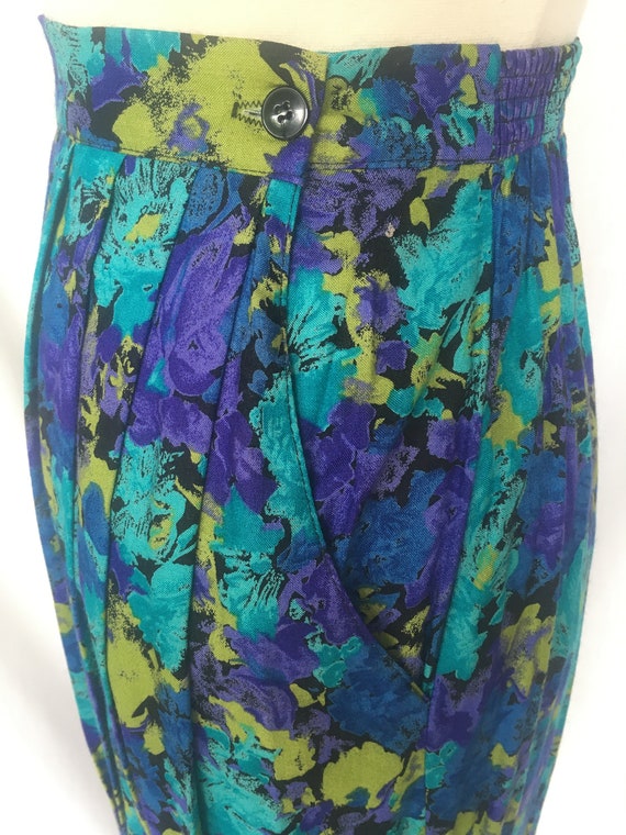 Vintage 90s Floral Midi Skirt in Turquoise,Purple… - image 5