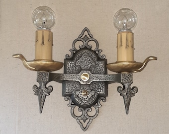 Antique 1930s JC Virden B91 Wall Sconce Light, Cast Aluminum/Cast iron 2 Bulb Double Arm Sconce Light Wall Mount Fixture Art Deco Ornate