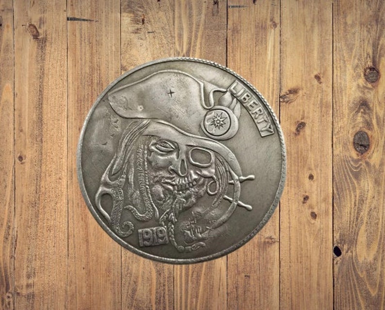 Монета-бродяга Пираты Карибского моря Капитан Джек Воробей Магия Фэнтези Американский доллар Жетон монеты США 1 — изображение