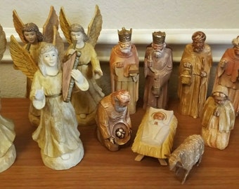 Lot of 13 Nativity Set Pieces ENESCO Baby Jesus Mary Joseph Sheep Wise Men Angels