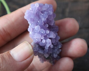 Grape Agate Crystal Cluster, Manakara Stone Sulawesi, Indonesia, Specimen Healing Stone Gemstone ,Purple stones