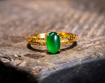Grade A Oval lebendige grüne Farbe Burma Jadeit filigraner Ring aus 18K massivem Gold, Jahrestag Hochzeitsgeschenk, US-Größe 7