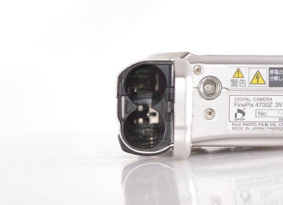 FUJIFILM Finepix 4700z Digital Camera / Retro Digital Camera / - Etsy