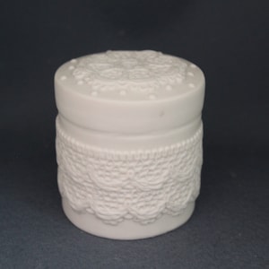 Lace-patterned column Handmade Silicone Mold,Candle Wax Soap Plaster Resin Polymer Clay Candy Chocolate Cake