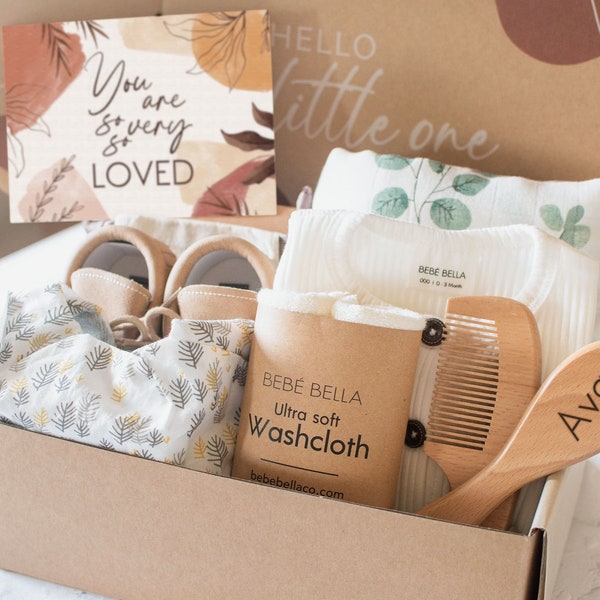 Baby Shower Hamper & Newborn Gift Basket, Baby Gift Box, Baby Shower Gift Box, Custom Name Baby Shower Gift Box , Gender Neutral Gift Box