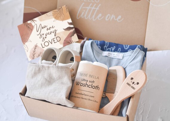 Coffret cadeau unisexe de luxe pour nouveau ne PANIER DE BEBE coffret cadeau pour nouveau ne cadeau de baby shower panier cadeau bebe coffret cadeau bebe personnalise nouveau ne coffret cadeau Etsy Fr...