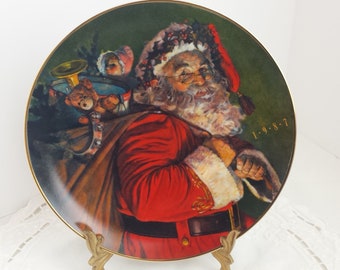 Greetings From Santa Avon Christmas Plate Vintage 1998 Santa On Moon Porcelain Plate Box Included Decorative Plate Avon Plate