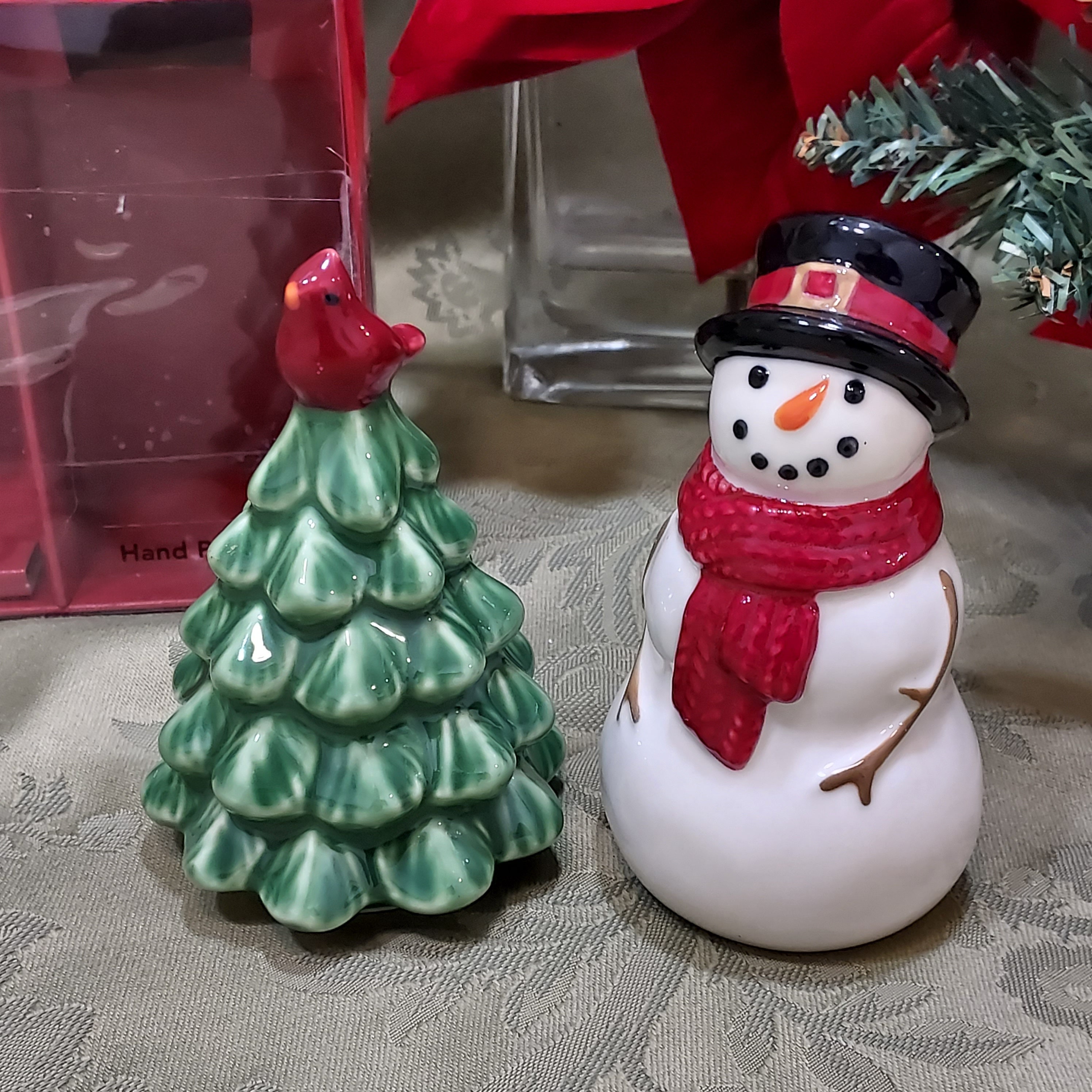 How to Make Dollar Tree Salt Shaker Snowmen 