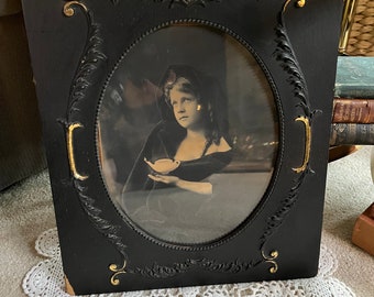 Antique Ebonized Frame with Portrait Photo - Read Description!