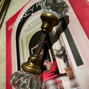 Antieke kristallen deurknop