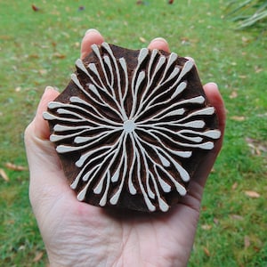 Hand Carved Indian Wood Nature Stamp: Floral Textile Printing Block. Pottery, Clay, Textiles, Paper