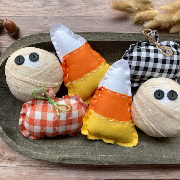 Handgemachte Halloween Bowlenfüller | Mumie, Candy Corn, karierter Kürbis