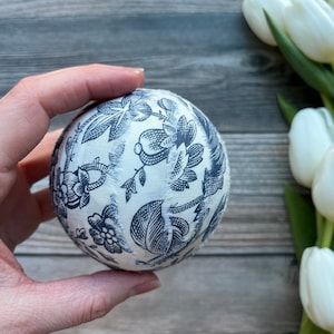 Blue and white decor ball.
