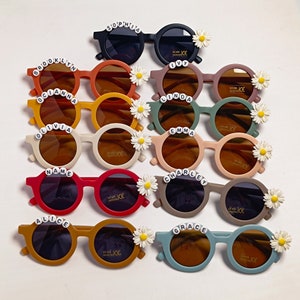 Personalisierte Name Sonnenbrille für Mädchen-Kleinkind Sonnenbrillen-Gänseblümchen Blume Sonnenbrille-Niedliche Kinder Sonnenbrille, Baby Mädchen Geschenk Bild 3