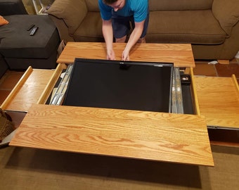 Dungeons and Dragons Gaming Coffee Table (Plans)