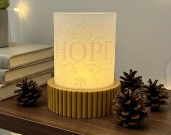 Vlamloze kerstkaars | PEACE LED-theelichthouder | Modern 3D-geprint vakantiehuisdecor