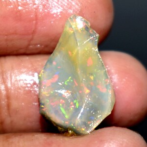 ETHIOPIAN OPAL ROUGH A One Quality 100% Natural Ethiopian Opal Raw 20x13 mm 9 Ct F 4456