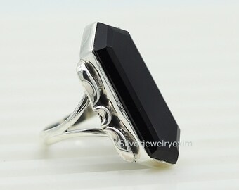 Handgjord hexagonring i sterlingsilver med svart onyx