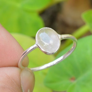 Oval Rose Quartz Ring: 925 Sterling Silver Gemstone Ring