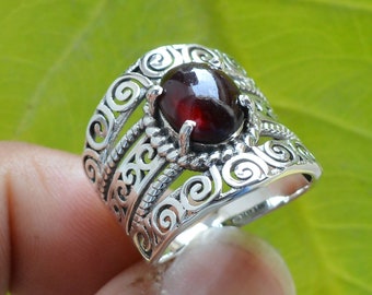 Anillo De Plata Con Granate | Plata De Ley 925 Artesanal
