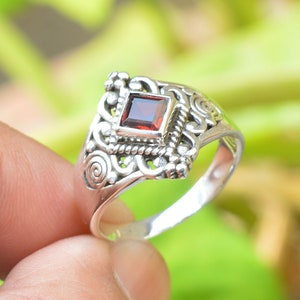 Natural Garnet Silver Ring, Oxidized Ring, 925 Sterling Silver Rings, Womens Jewelry, 5mm Square Garnet Ring, Red Garnet Ring, Gemstone Ring