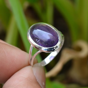 Oval Amethyst Sterling Silver Ring: Boho Hippie Style
