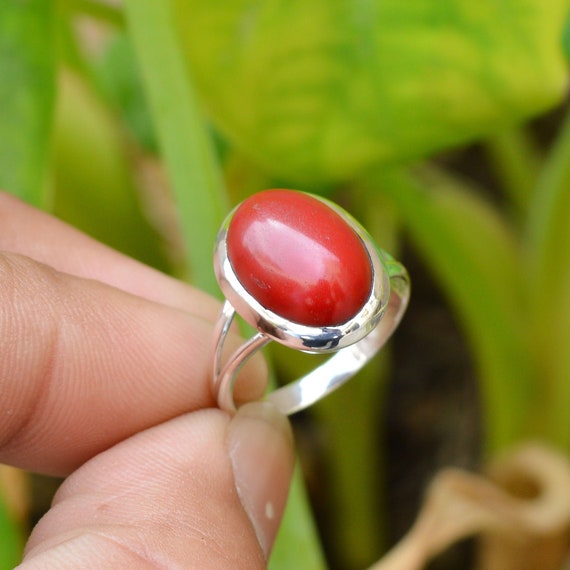 Red coral gemstone ring,925 sterling silver,vintage rings,gift for her,silver design ring,midi ring,personalized gift,boho ring,wedding gift