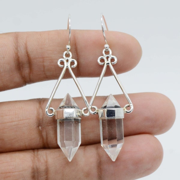 Boucles d'oreilles en cristal de quartz, boucle d'oreille en cristal transparent, boucles d'oreilles pendantes, boucle d'oreille d'anniversaire, cadeau pour elle, boucle d'oreille tendance, bijoux bohèmes.